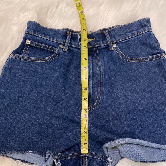 298 Everlane The Way High Denim Short size 26 - Picture 10 of 13